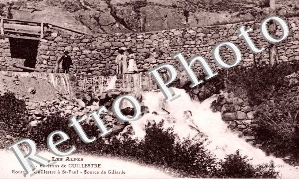Route de Guillestre a St Paul, Source de Gillarde