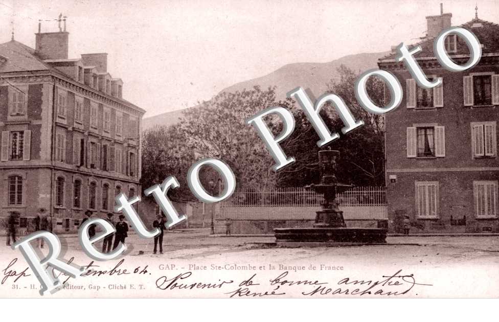 Place Sainte-Colombe et Banque de France