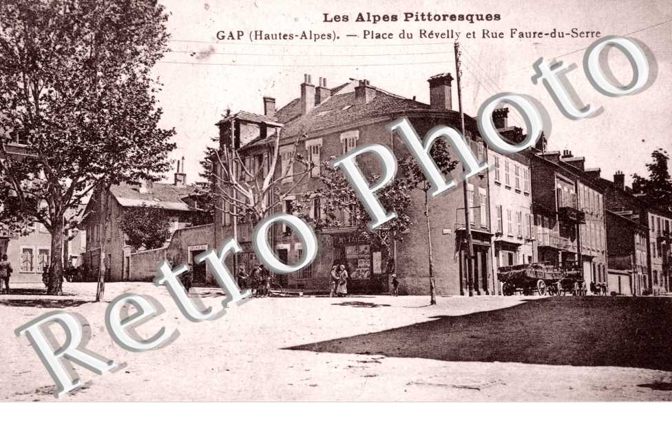 Place du Revelly et Rue Faure-du-Serre