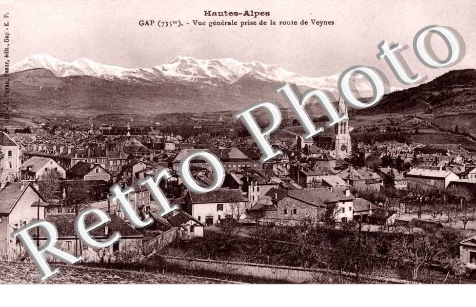 Vue Generale prise de la route de Veynes