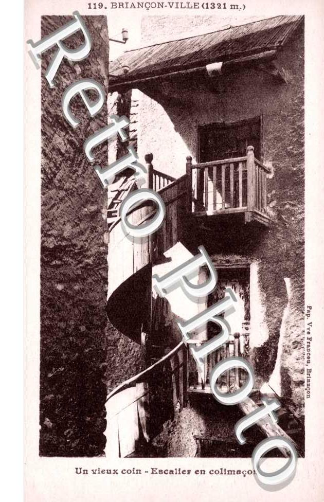 Un vieux coin, Escalier en colimacon