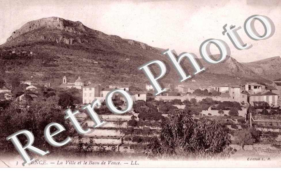 La ville et le Baou