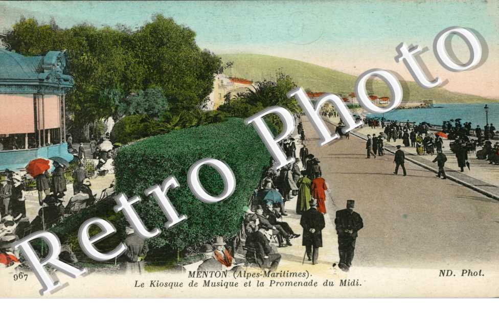 Le kiosque de Musique et la promenade du midi