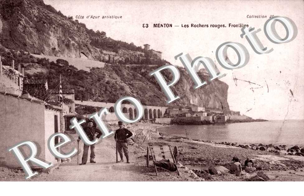les Rochers Rouges, Frontiere