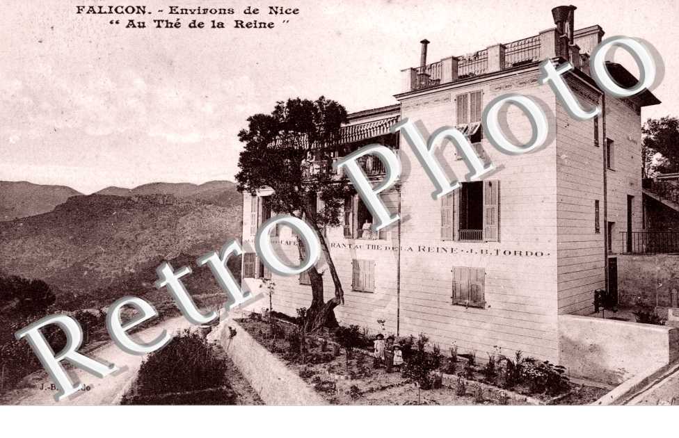 " Au The de la Reine"