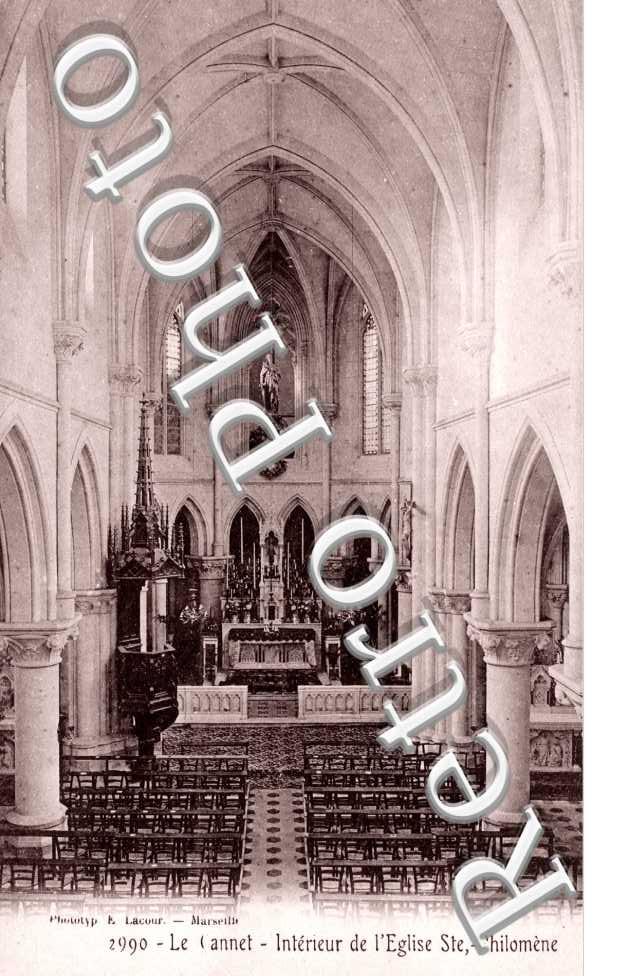 Interieur de l&#039;Eglise Sainte Philomene