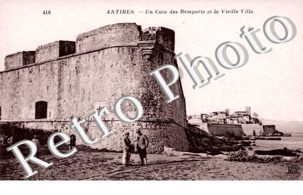Un Coin des Remparts et la Vieille Ville