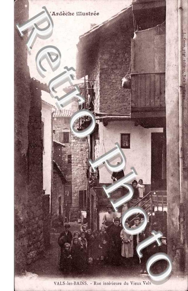 rue interieure du Vieux Vals