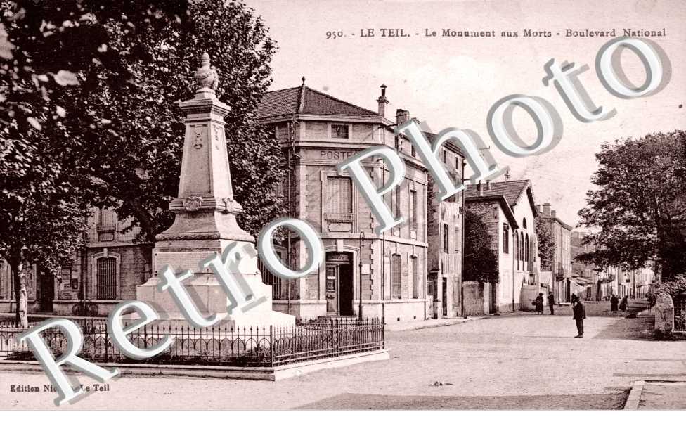 Le monument aux morts - Boulevard National