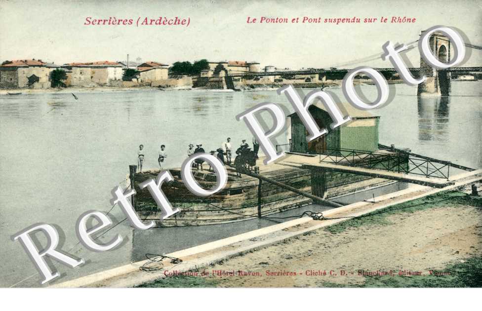 Le Ponton et Pont Suspendu sur le Rhone
