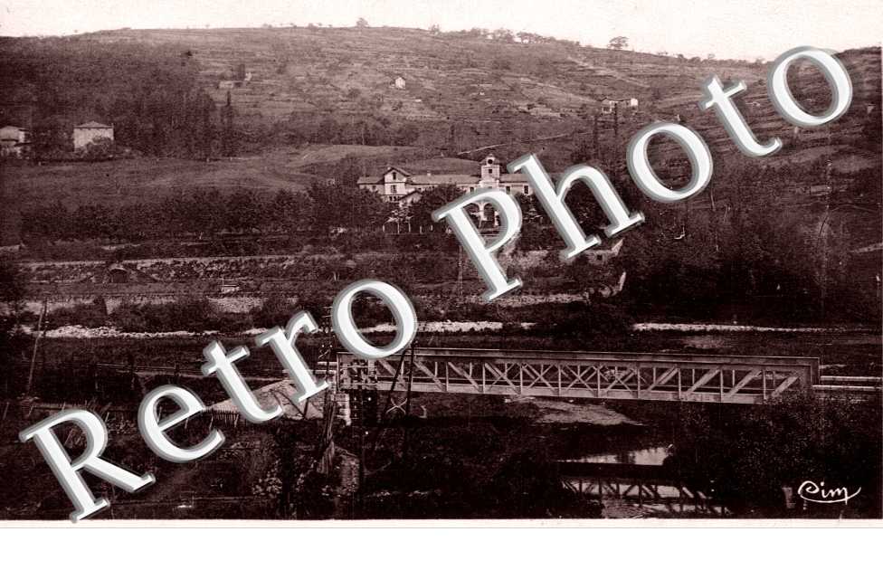 l'Hopital et le Pont metallique