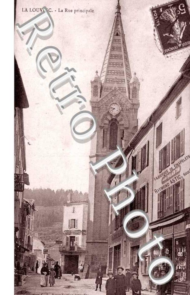 rue principale et l&#039;Eglise