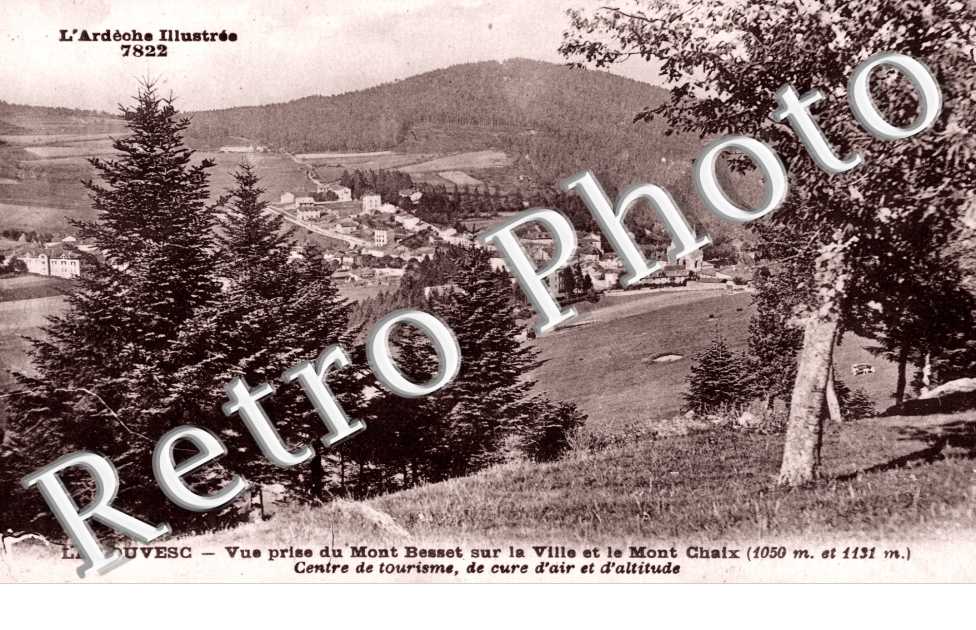 Vue prise du Mont Besset sur la Ville et le Mont Chaix
