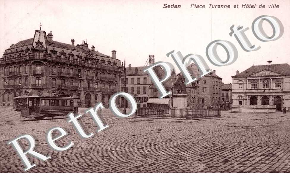 Place Turenne et Hotel de Ville