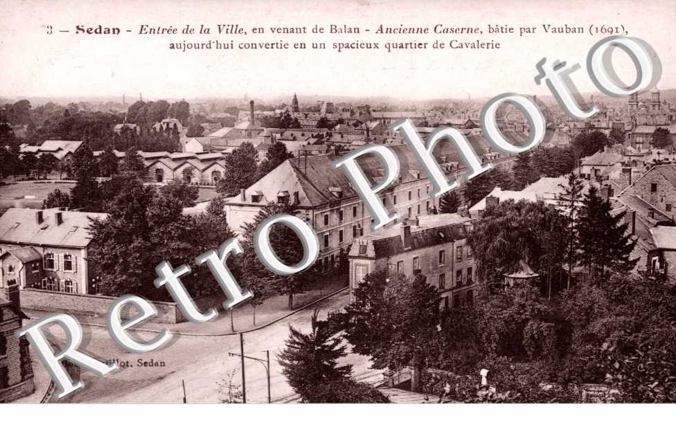 Entree de la Ville, en venant de Balan, Ancienne Caserne
