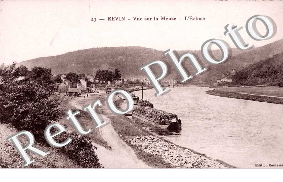 Vue sur la Meuse l&#039;Ecluse