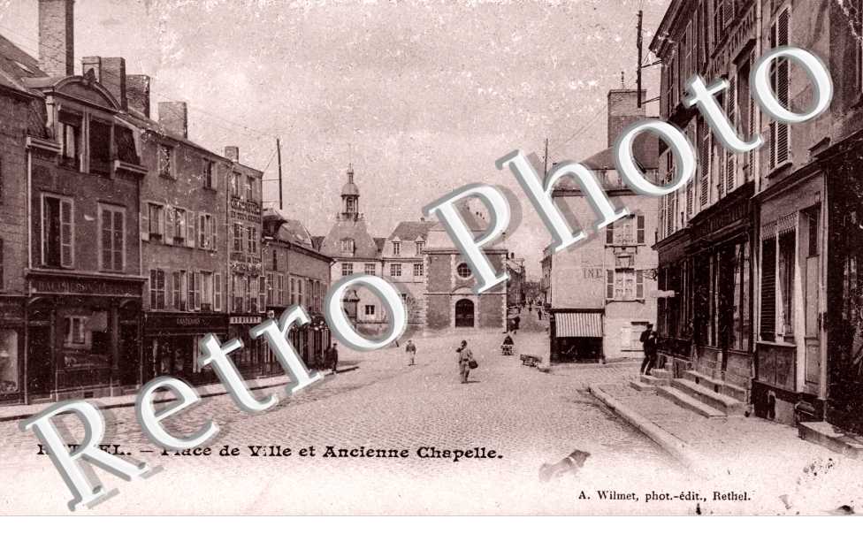 Place de Ville et Ancienne Chapelle