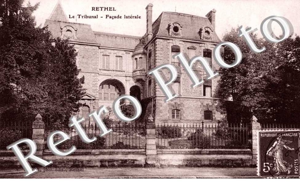 Le Tribunal facade laterale