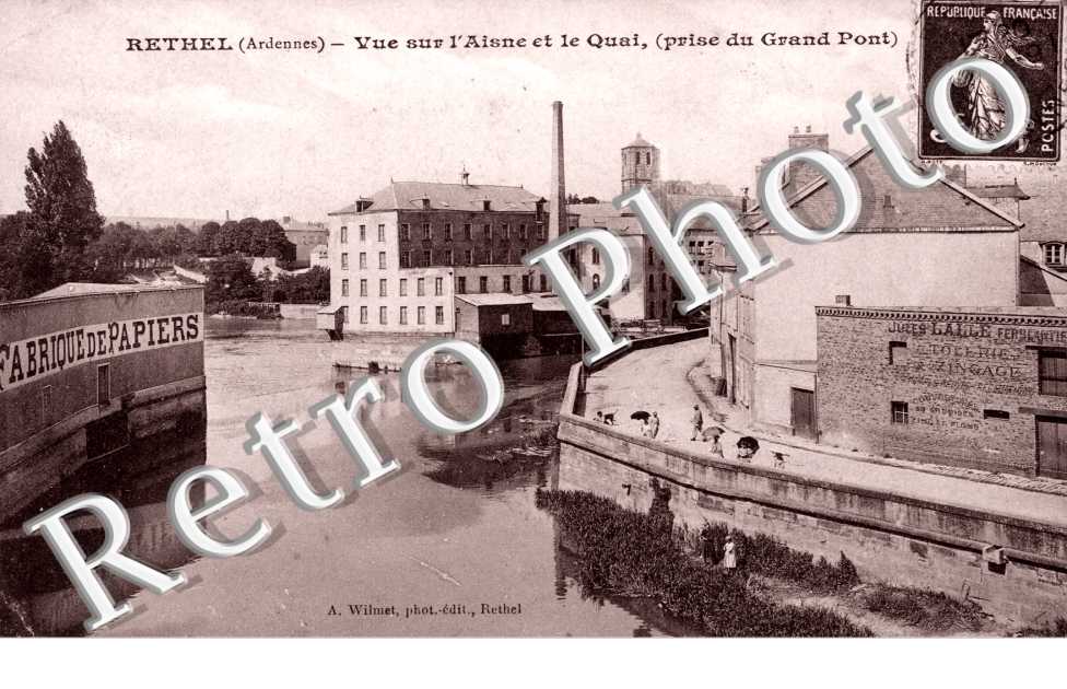 Vue sur l&#039;Aisne et le Quai, (prise du Grand Pont)