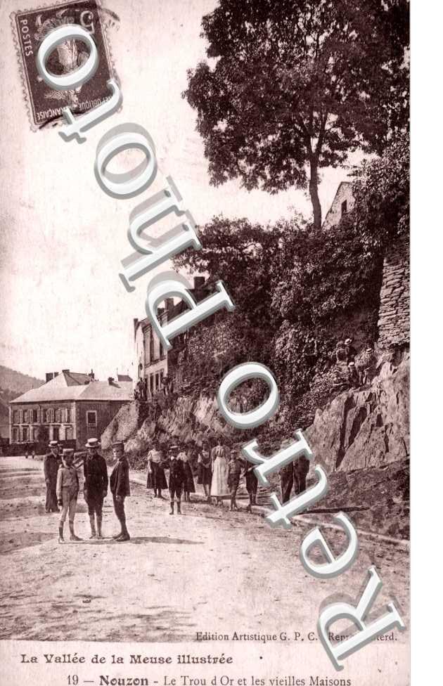 Nouzon Le Trou d&#039;Or et les vieilles Maisons