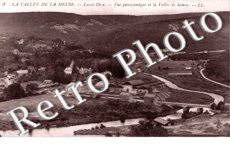 Laval-Dieu vue panoramique et la Vallee de Semoy