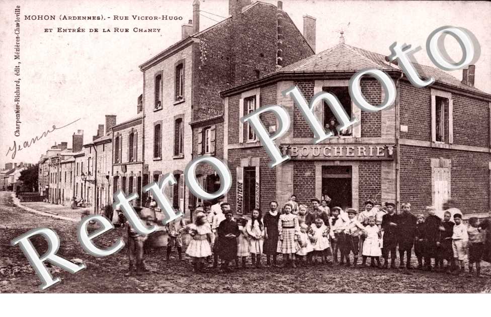 rue Victor Hugo et entree de la rue Chanzy