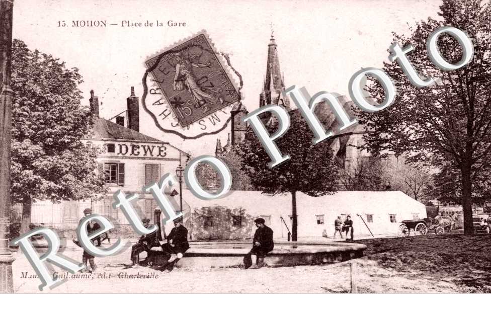 La Place  de la Gare