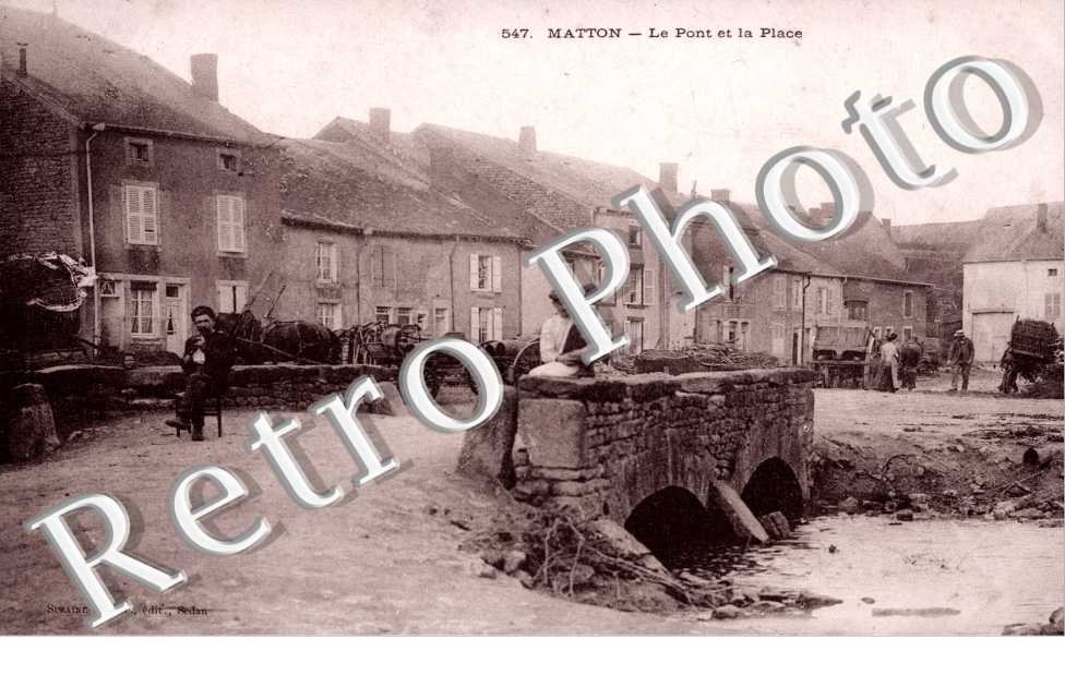 Le pont et la place