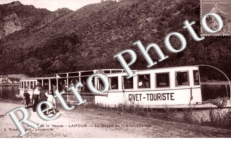 le depart du Givet-Touriste