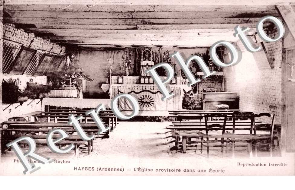 l'Eglise provisoire dans une Ecurie