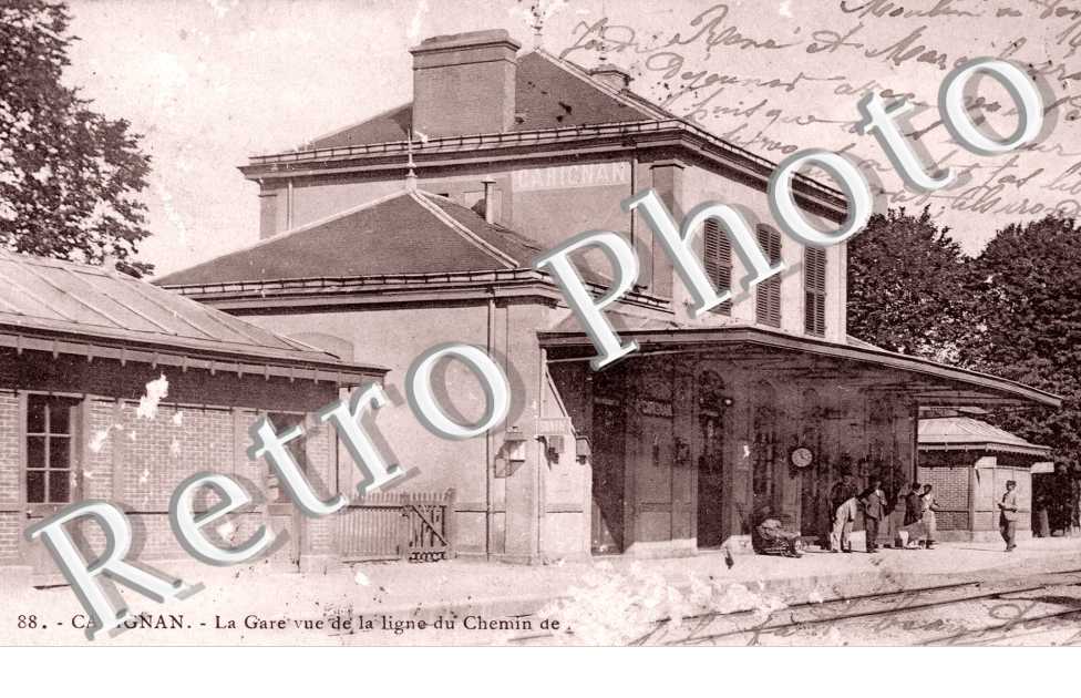 la gare vue de la ligne de chemin de fer