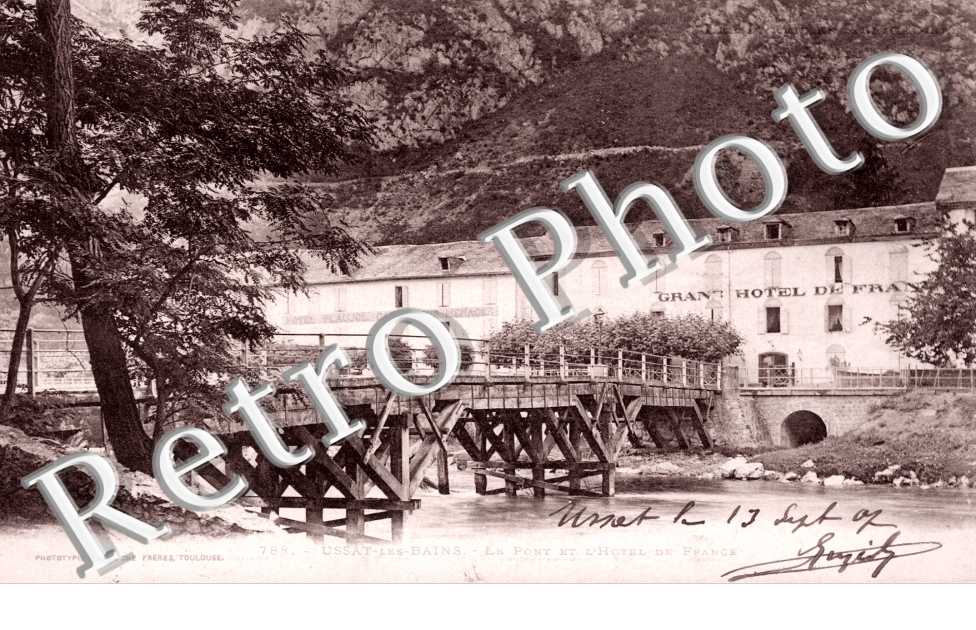 le pont et l&#039;hotel de France