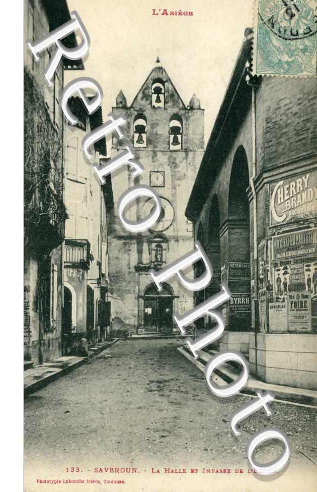 la halle et impasse de l&#039;eglise