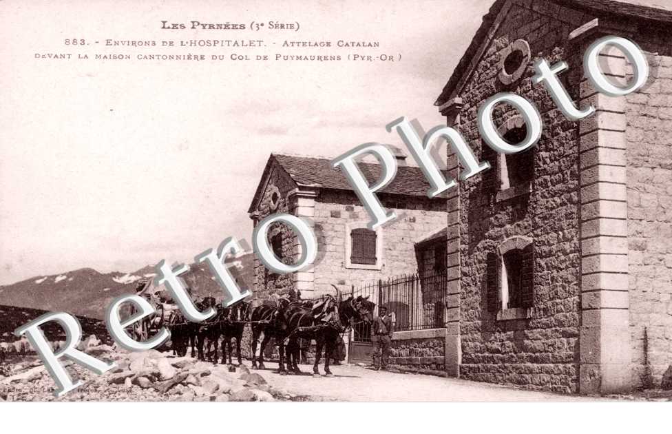 Attelage Catalan devant la maison cantonniere du Col de Puymaurens