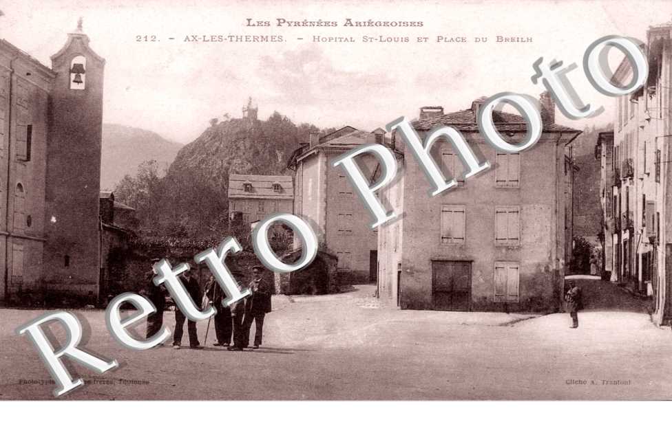 Hopital Saint-Louis et place du Breilh