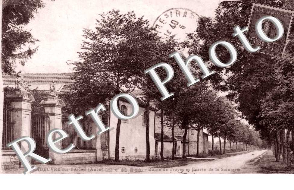 Route de Troyes et Entree de la Sainterie