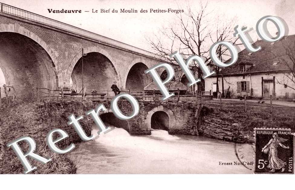 Le Bief du Moulin des Petites Forges