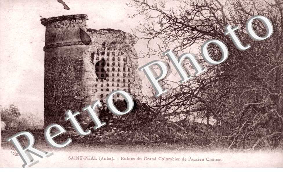 Ruines du Grand Colombier de l&#039;ancien Chateau