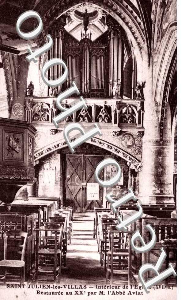 Interieur de l&#039;eglise