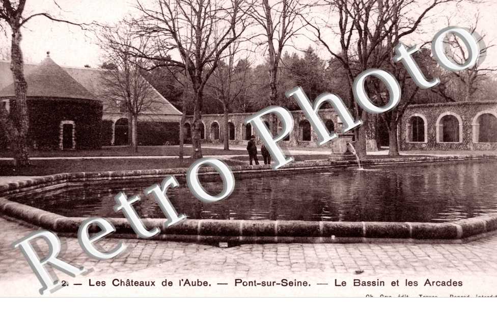 le Bassin et les Arcades