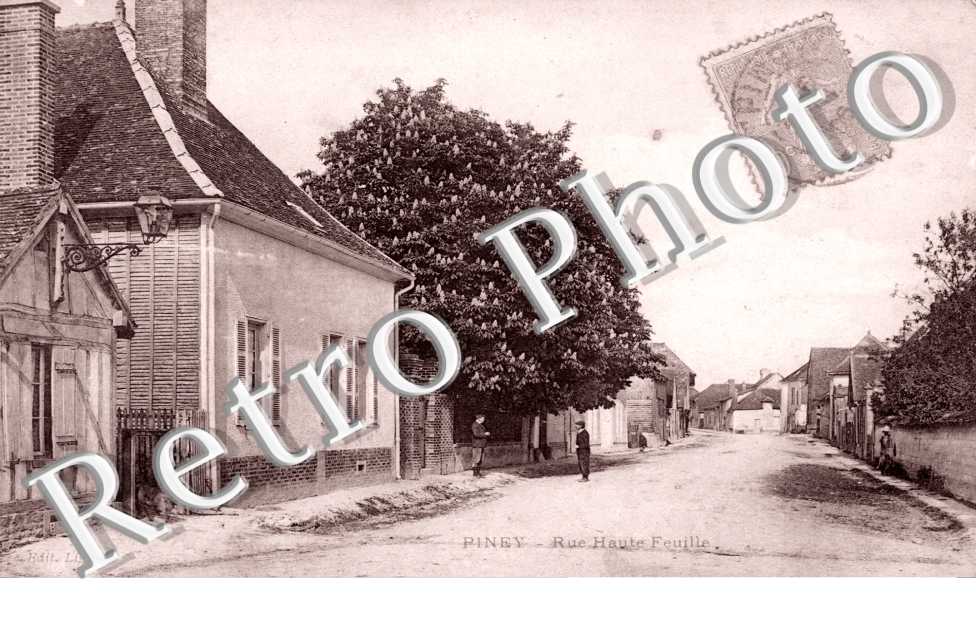 Rue Haute Feuille