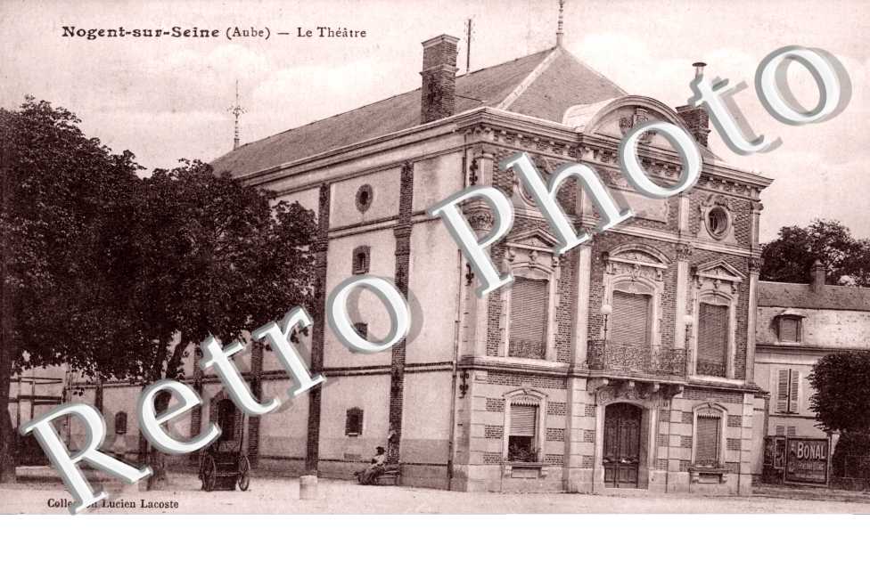 Le Theatre