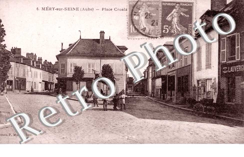 Une Place
