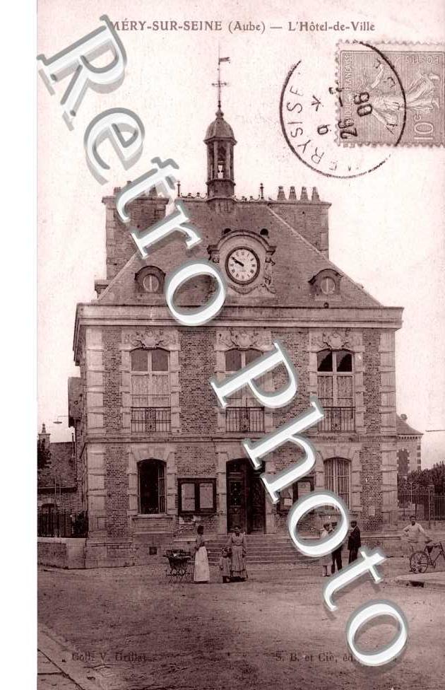 L'Hotel de Ville