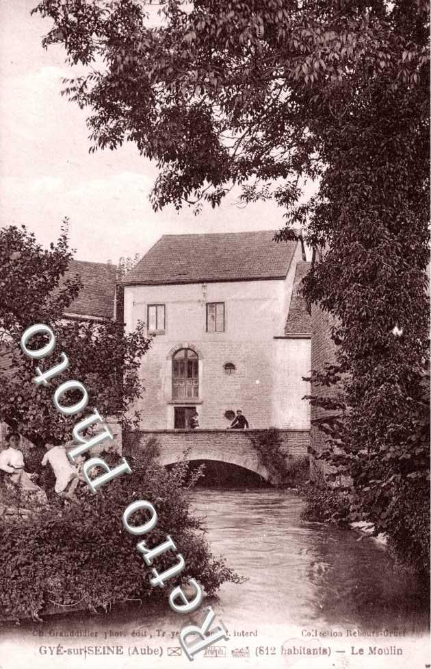 Le Moulin