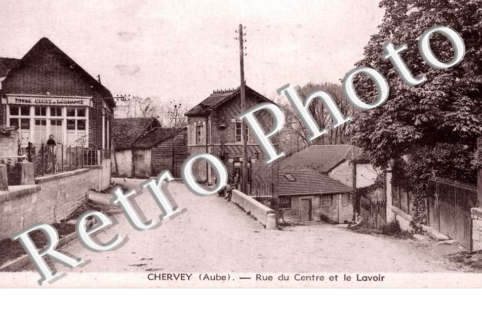 Rue du Centre et le Lavoir