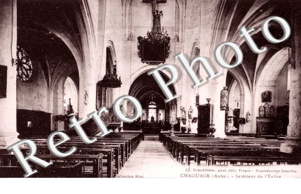 Interieur de l'Eglise