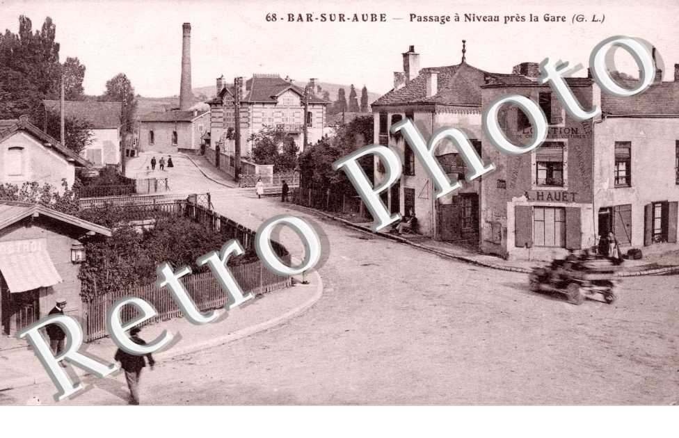 Passage a niveau pres de la gare