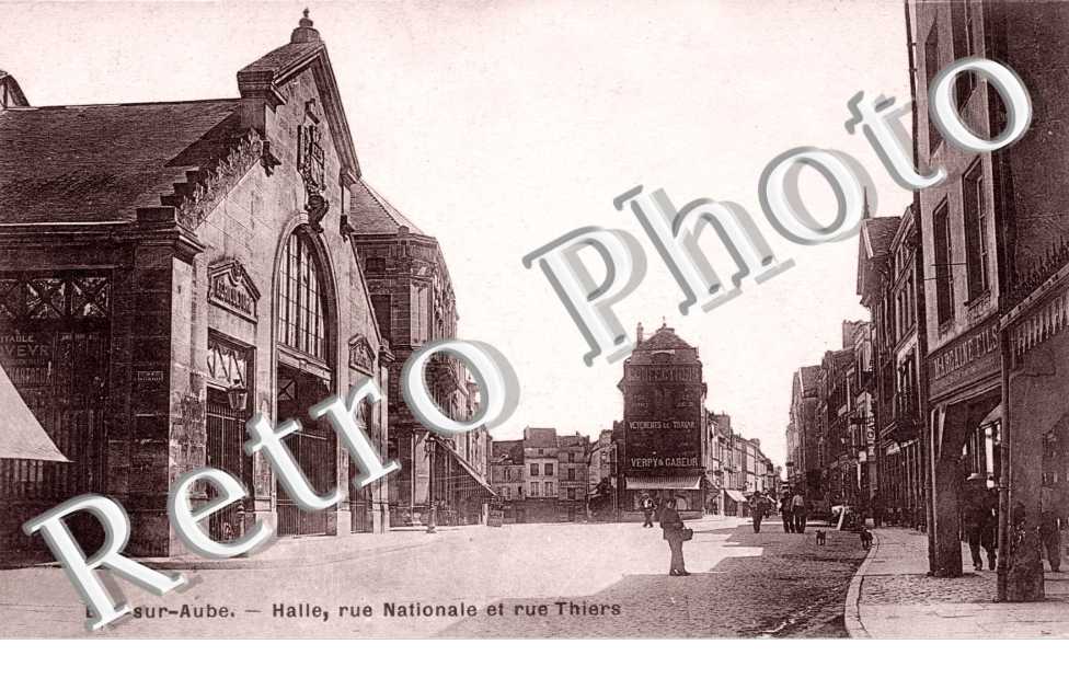 Halle, rue nationale et rue Thiers