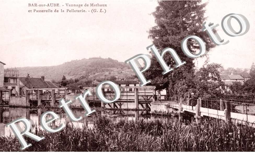 Vannage de Mathaux et passerelle de la pelleterie